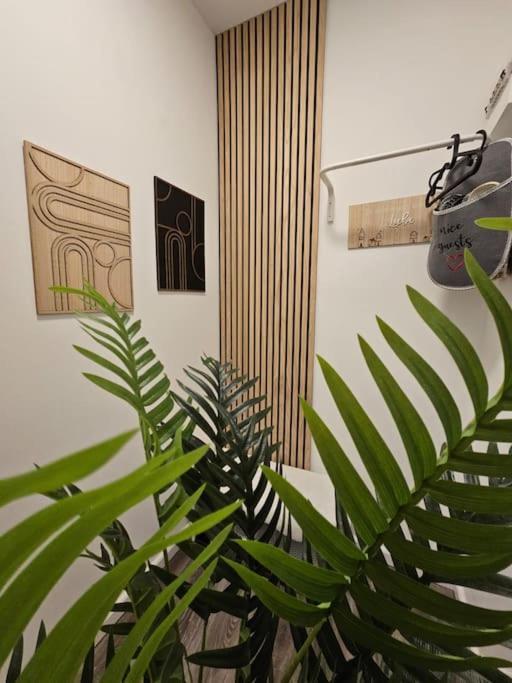 Affordable Suite In Vienna'S Hotpoint Kültér fotó